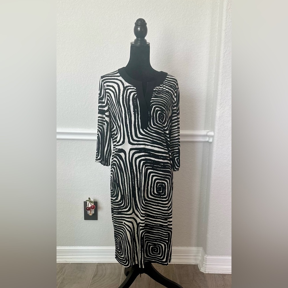 Chico's Casual Black and White Midi Dress